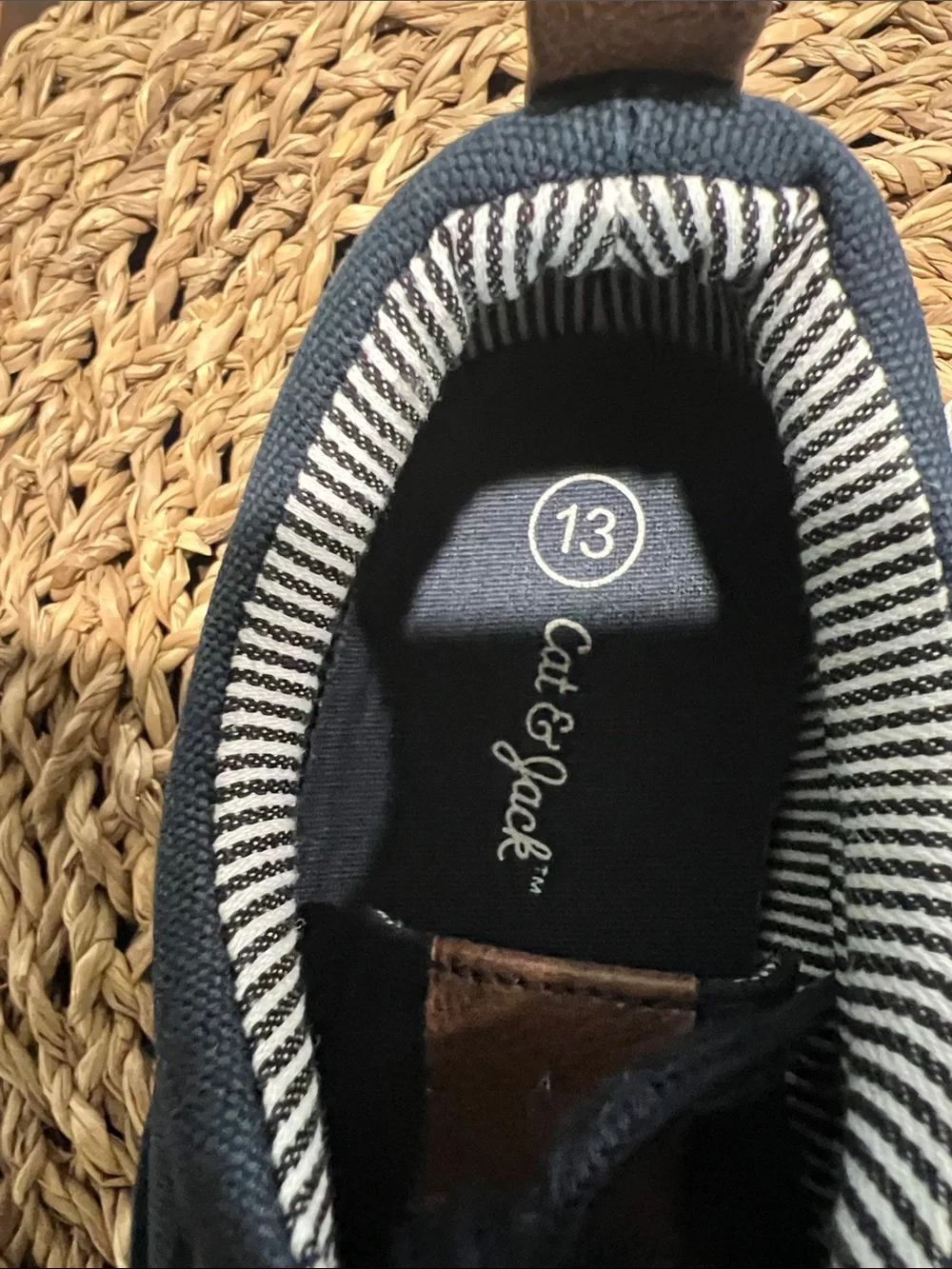 Cat and Jack Boys Sz 13
